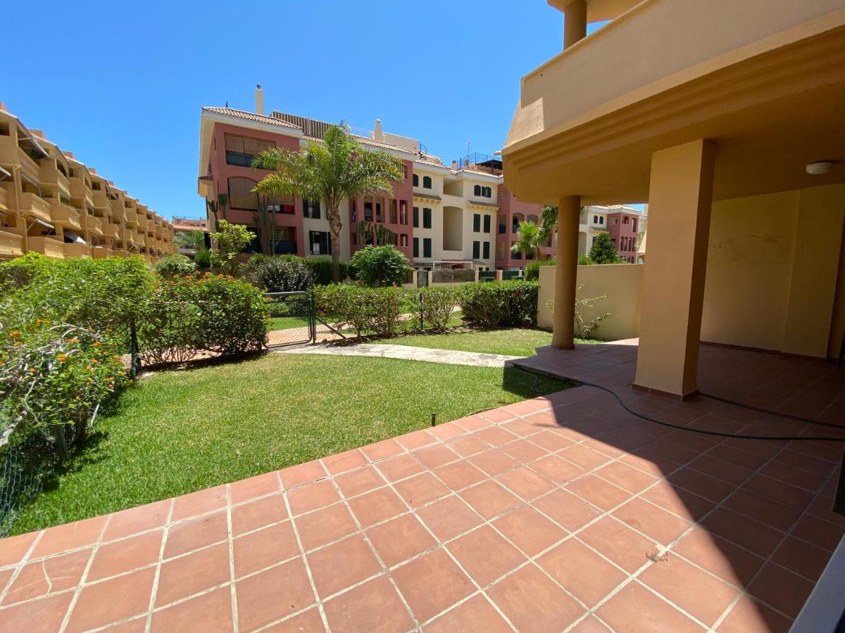 Apartment Bajo Con Jardin En Playa Atlanterra *